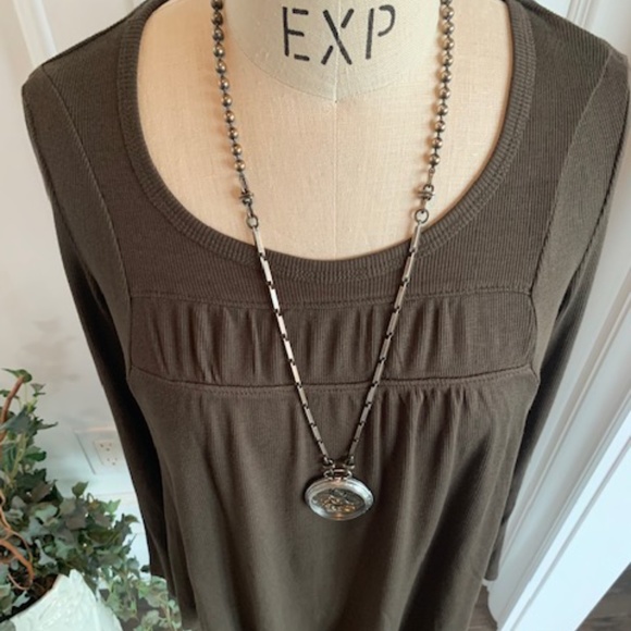 "For the Republic" NWT Women's Scoop neck Knit Top - Picture 7 of 14